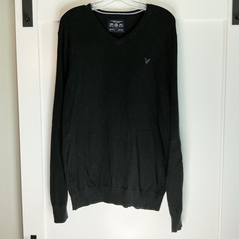 AMERICAN EAGLE Athletic Fit V-Neck Black Pullover Sweater Men's‎ Size XLT Preppy